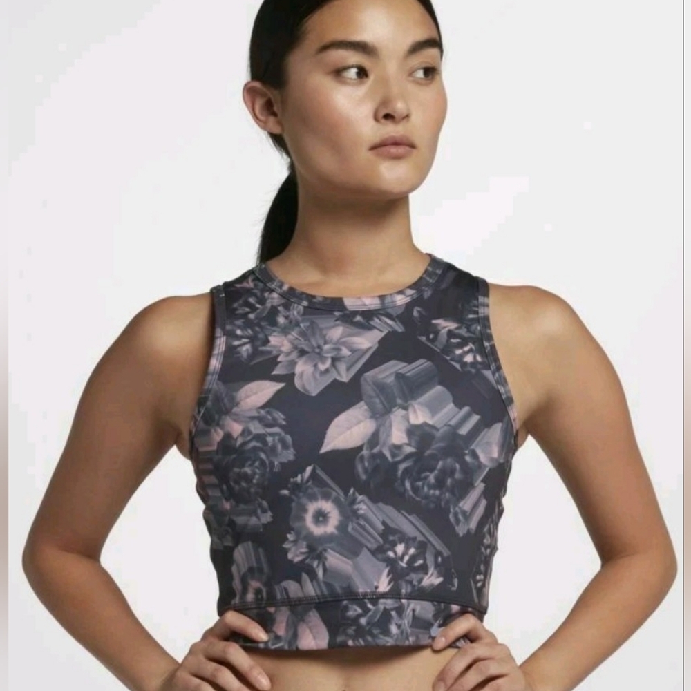 Nike Dri Fit Dark Floral Crop Top Size Medium